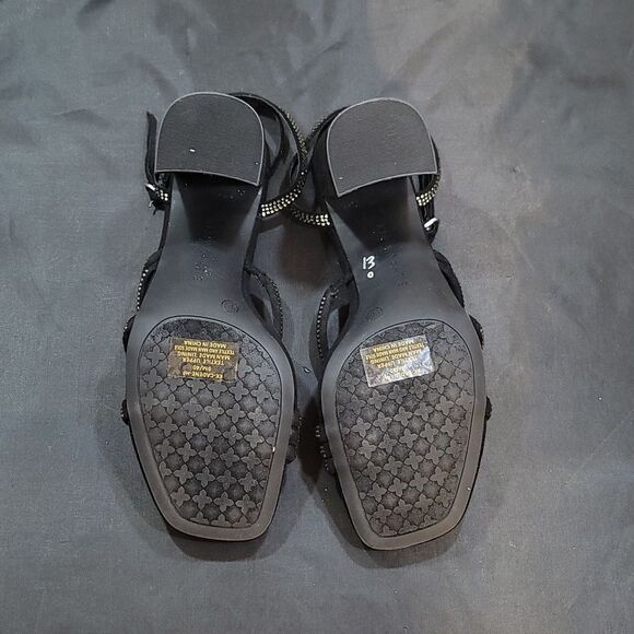 BRAND NEW KELLY &KATIE RHINESTONE EMBELLISHMENTS OPEN-TOE SANDAL - Picture 12 of 16